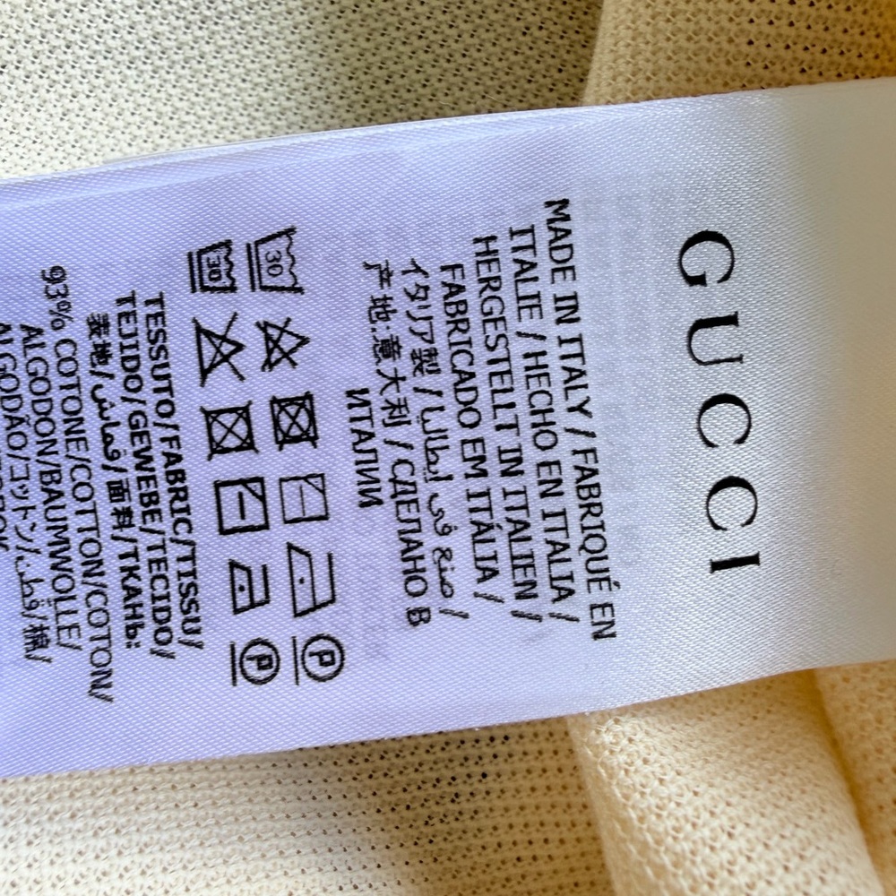 Gucci Cream Polo with Navy Collar and Monogram Shoulder Trim - Picture 4 of 9